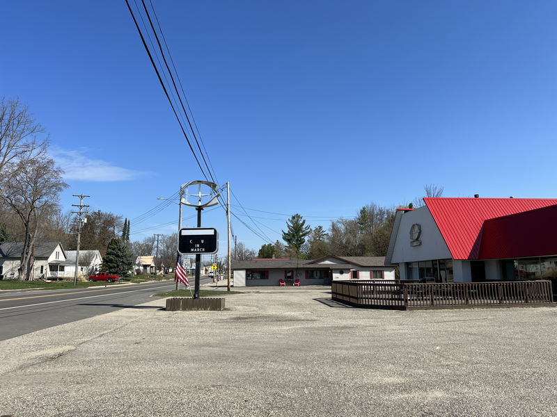 Diary Queen - April 15 2023 Photo (newer photo)